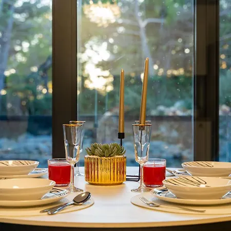 Apartment Centre Luxury